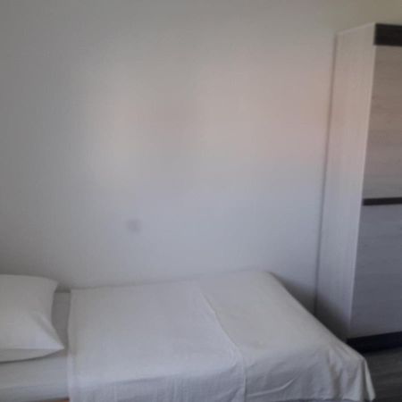 Apartman Sandra Vodice Exterior foto